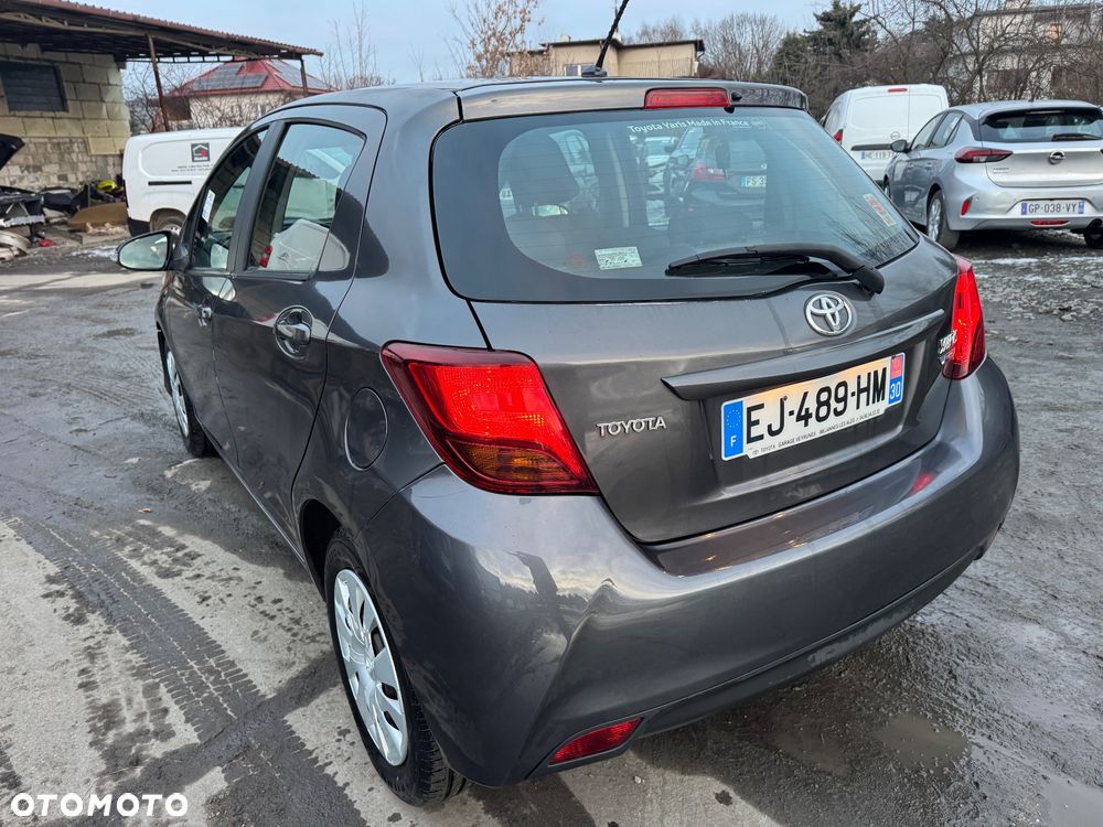 Toyota Yaris - 28