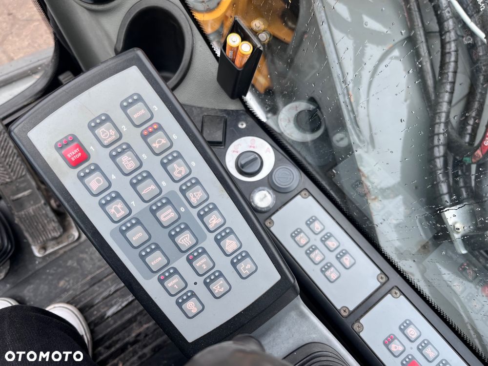 Liebherr A 910 Compact - 34