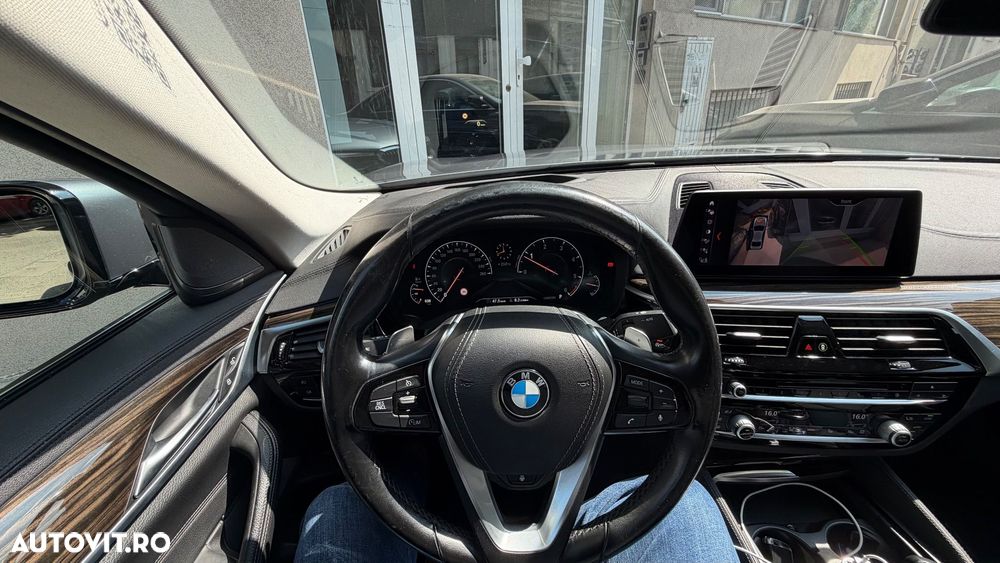 BMW Seria 5 520d xDrive AT - 8