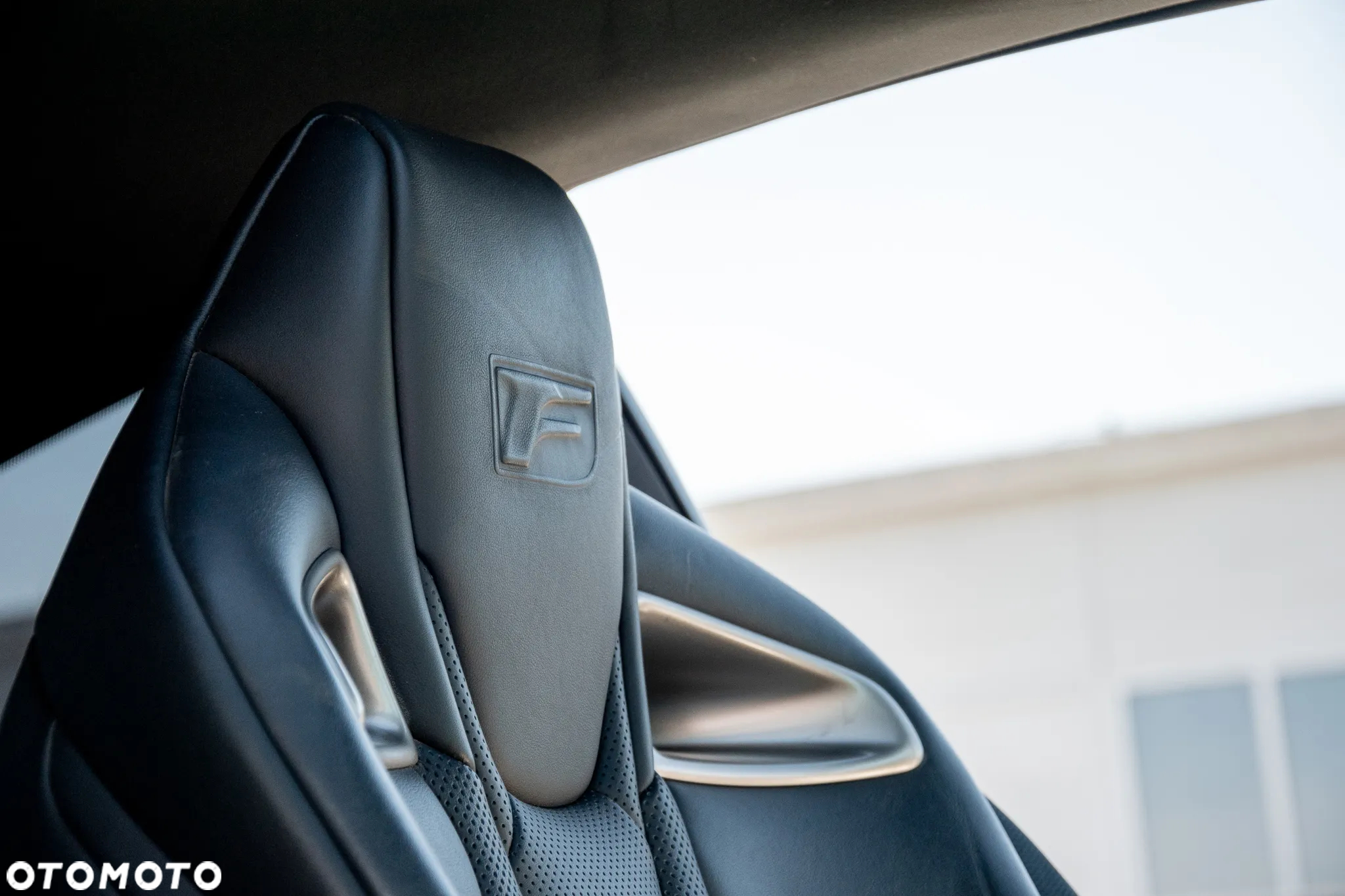 Lexus RC F Prestige - 34