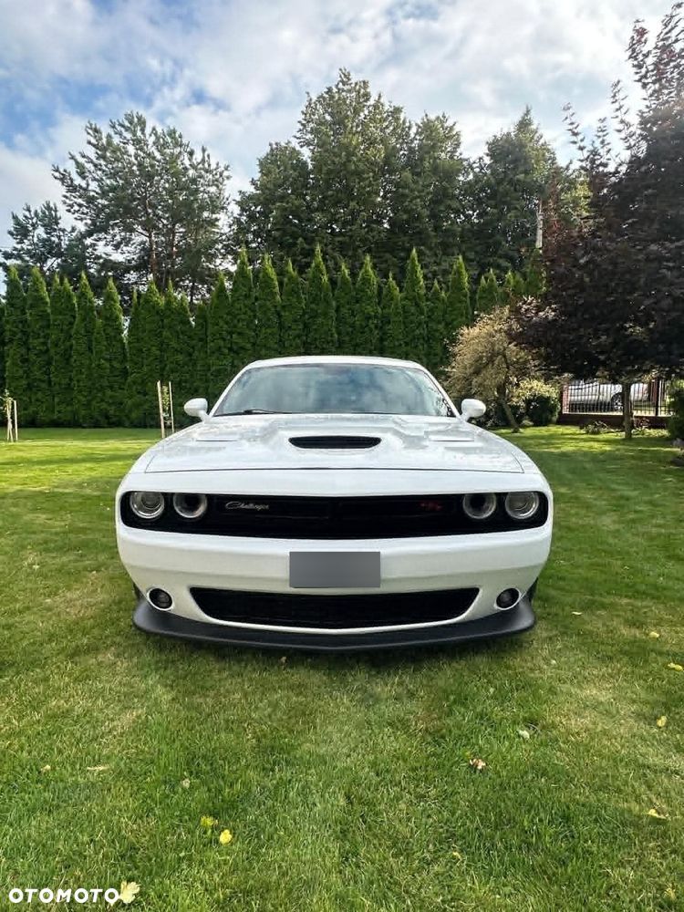 Dodge Challenger 6.4 Scat Pack - 2