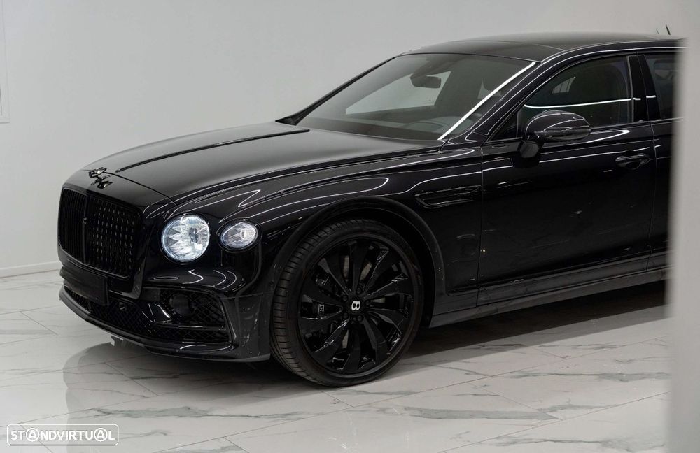 Bentley Flying Spur V8 Mulliner - 12
