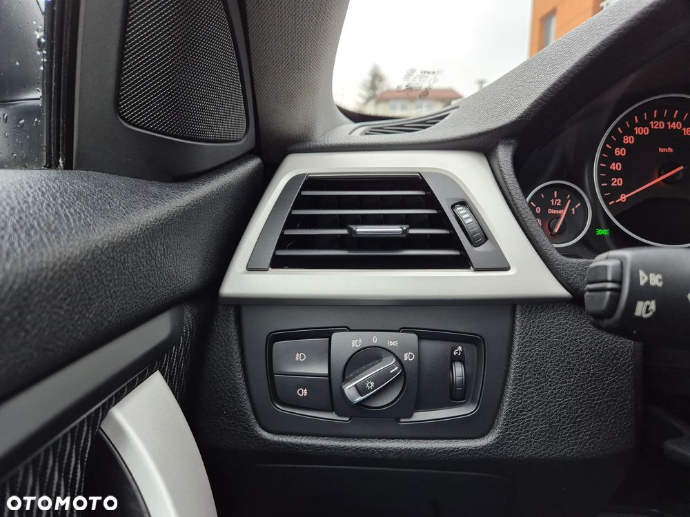 BMW Seria 4 420d Sport-Aut Luxury Line - 11