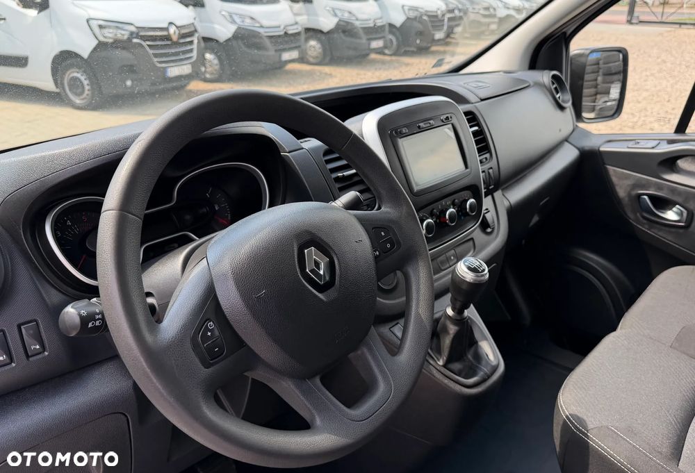 Renault Trafic - 11
