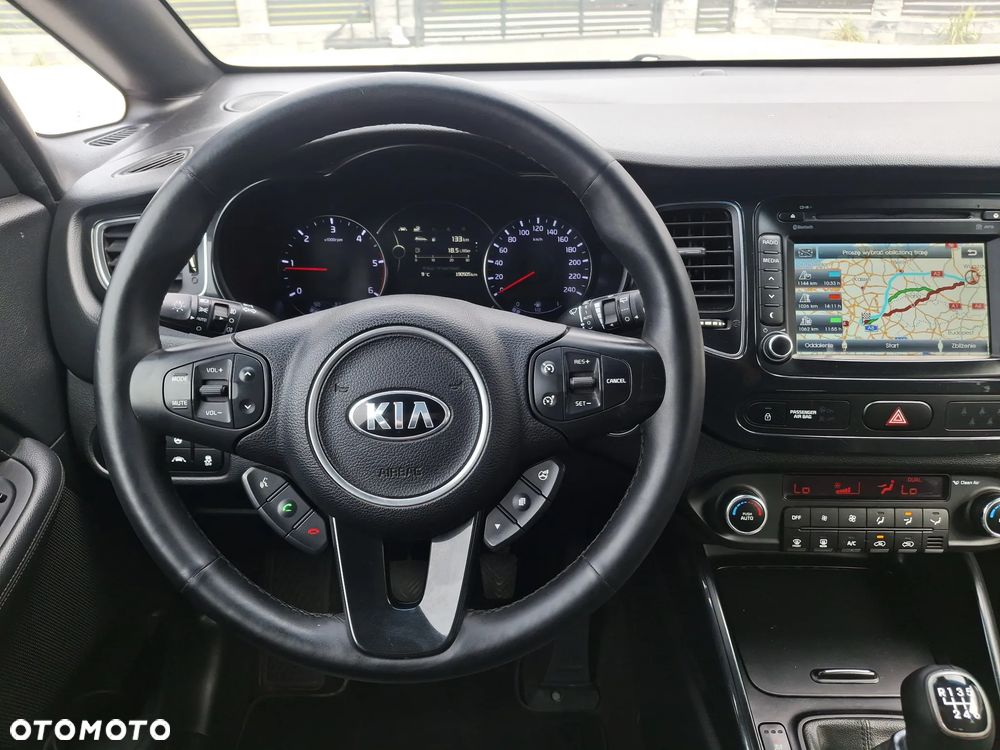 Kia Carens 1.7 CRDi Spirit - 10