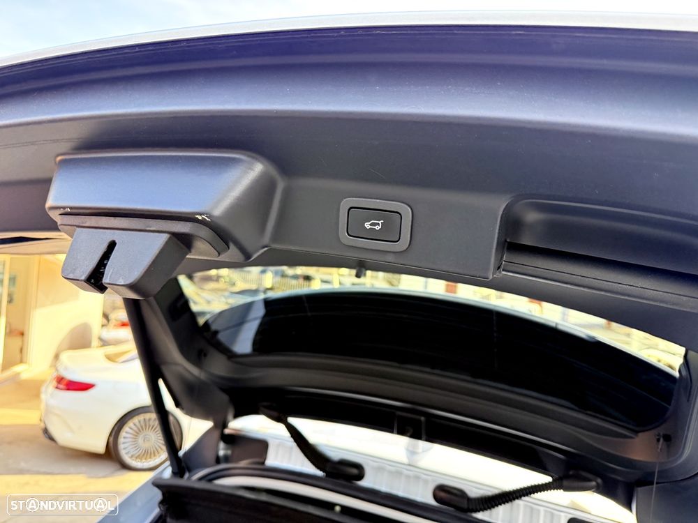 Jaguar F-Pace 20d Aut. Portfolio - 38