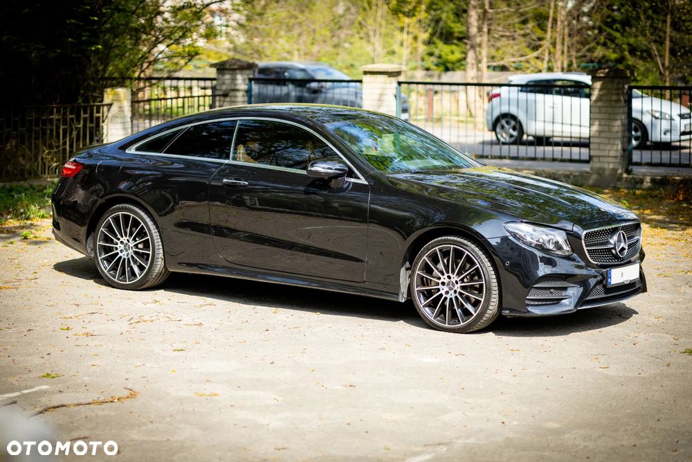 Mercedes-Benz Klasa E 220 d 4Matic 9G-TRONIC AMG Line - 13