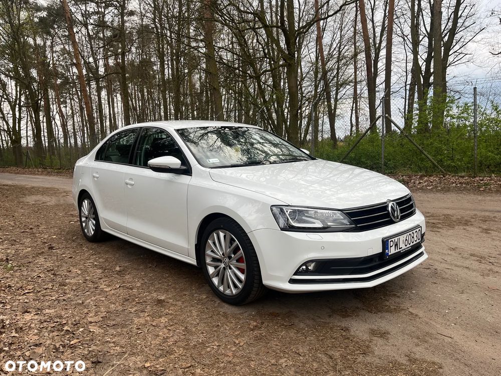 Volkswagen Jetta - 5