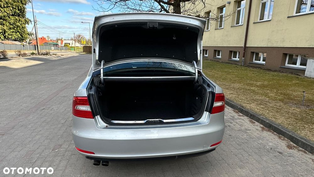 Skoda Superb 2.0 TDI Ambition - 10