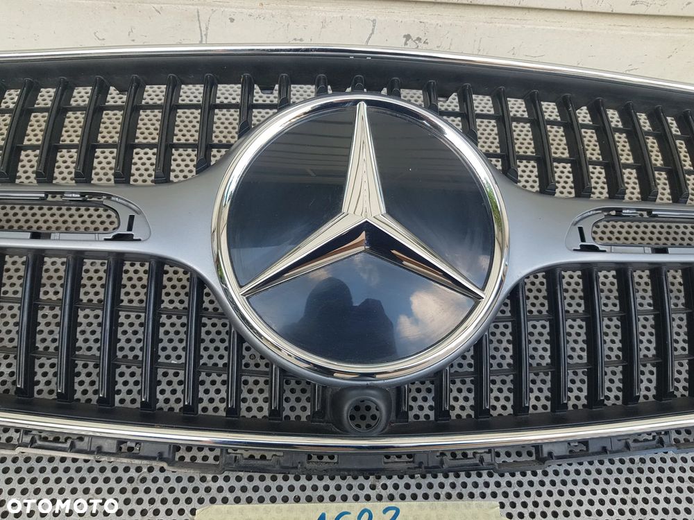 Mercedes W254 X254 GLC Grill Atrapa Znaczek - 3