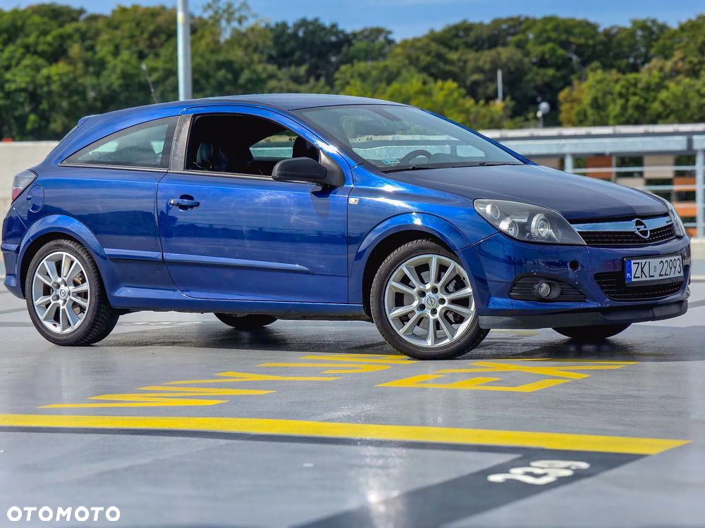 Opel Astra 1.6 T Sport - 1