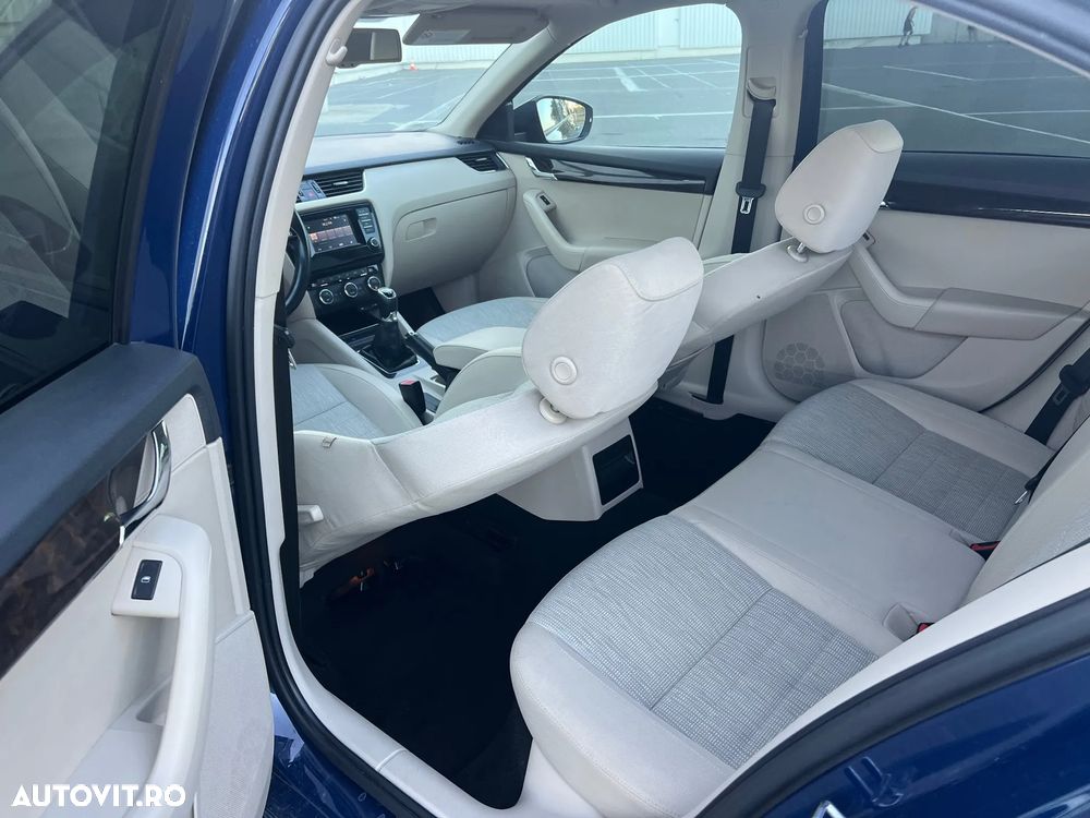 Skoda Octavia 1.6 TDI Ambition - 16