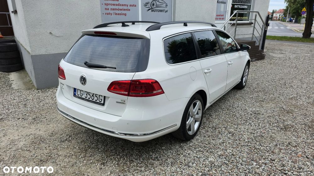 Volkswagen Passat 1.6 TDI Comfortline - 12
