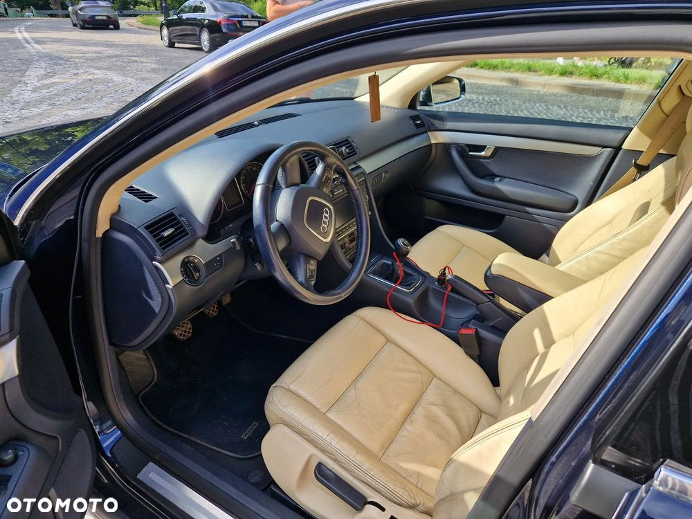 Audi A4 Avant 1.8 T - 9