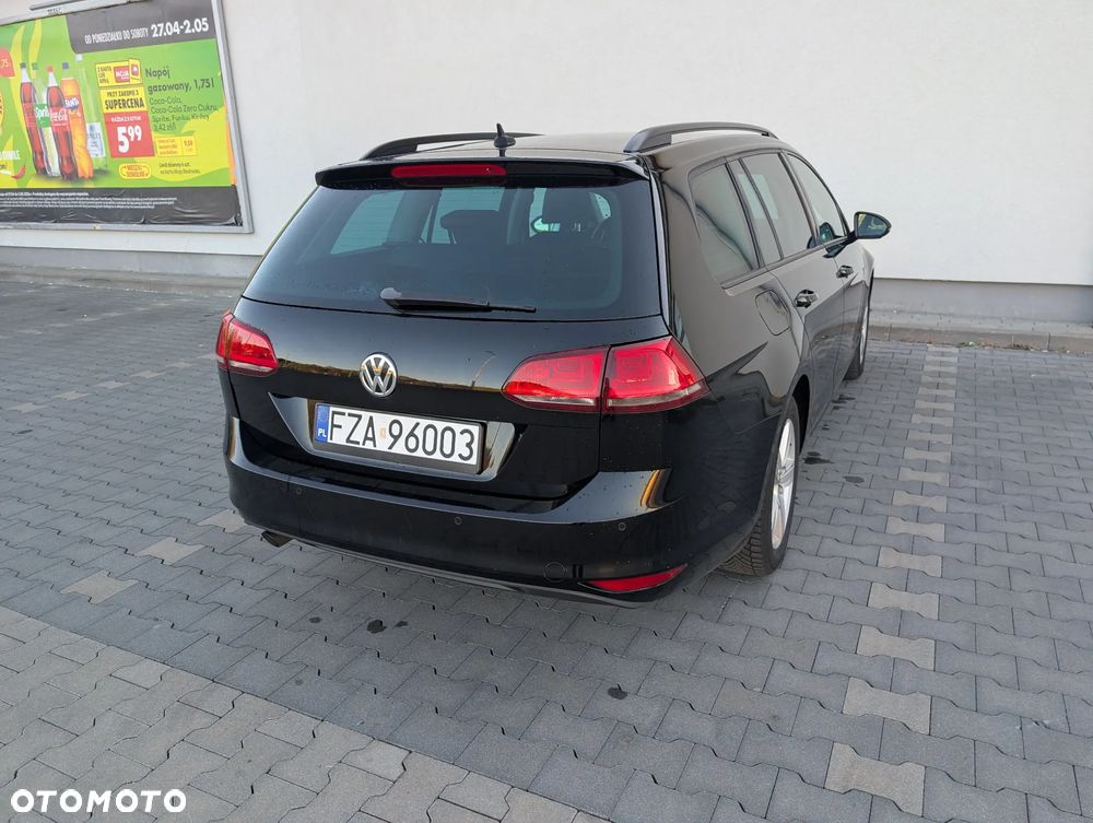 Volkswagen Golf 1.6 TDI BlueMotion Technology Comfortline - 10
