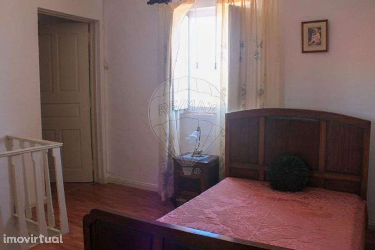 Prédio  para arrendamento - Grande imagem: 2/10