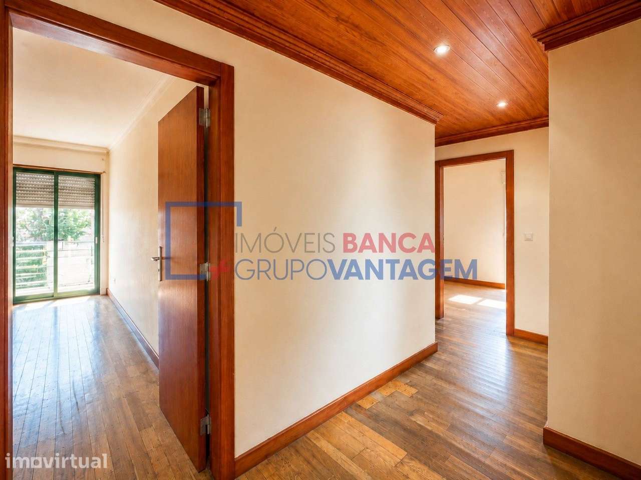 APARTAMENTO T3 COM GARAGEM BOX E ARRECADAÇÃO - Grande imagem: 4/29