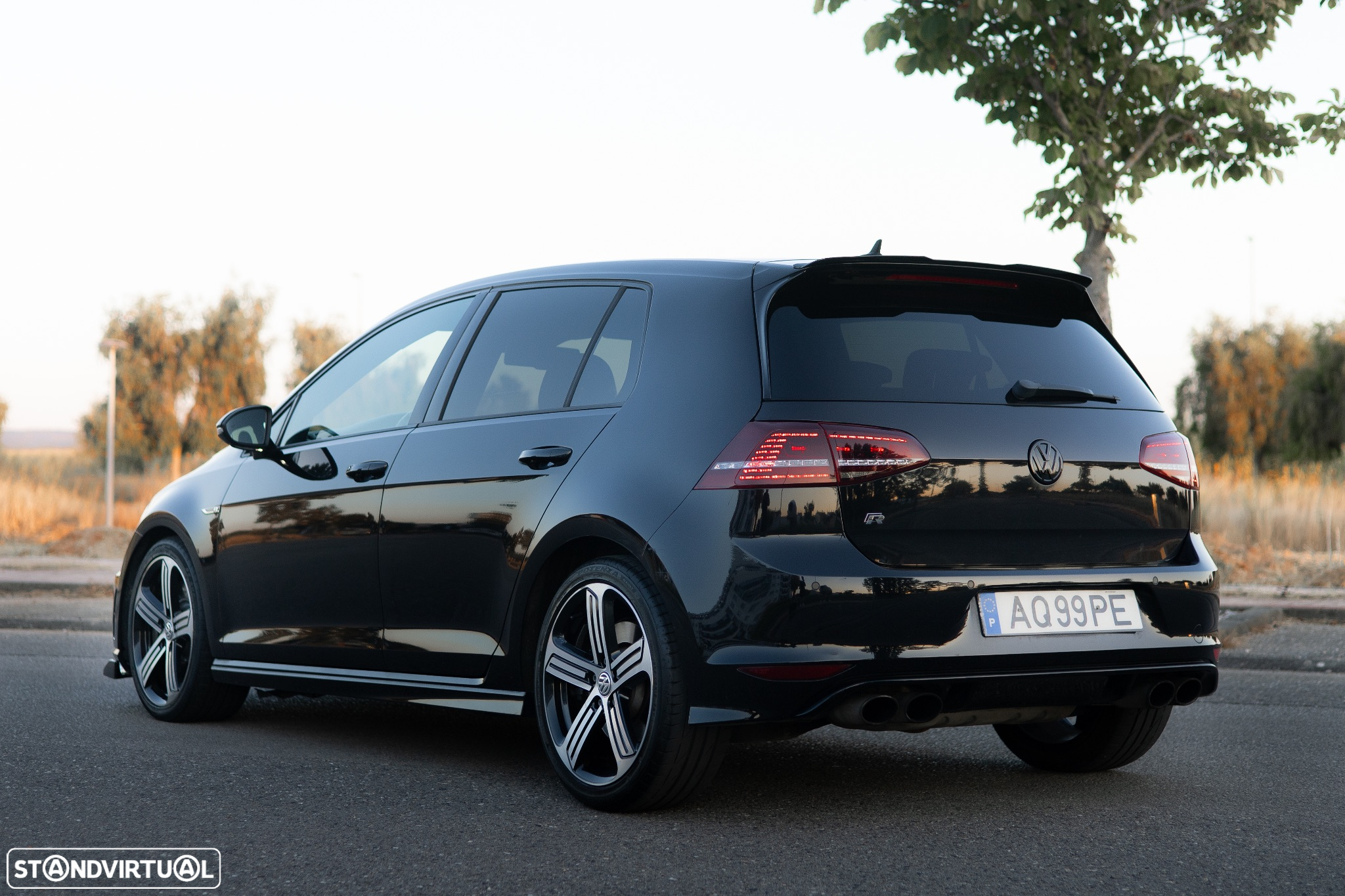 VW Golf 2.0 TSi R DSG - 7