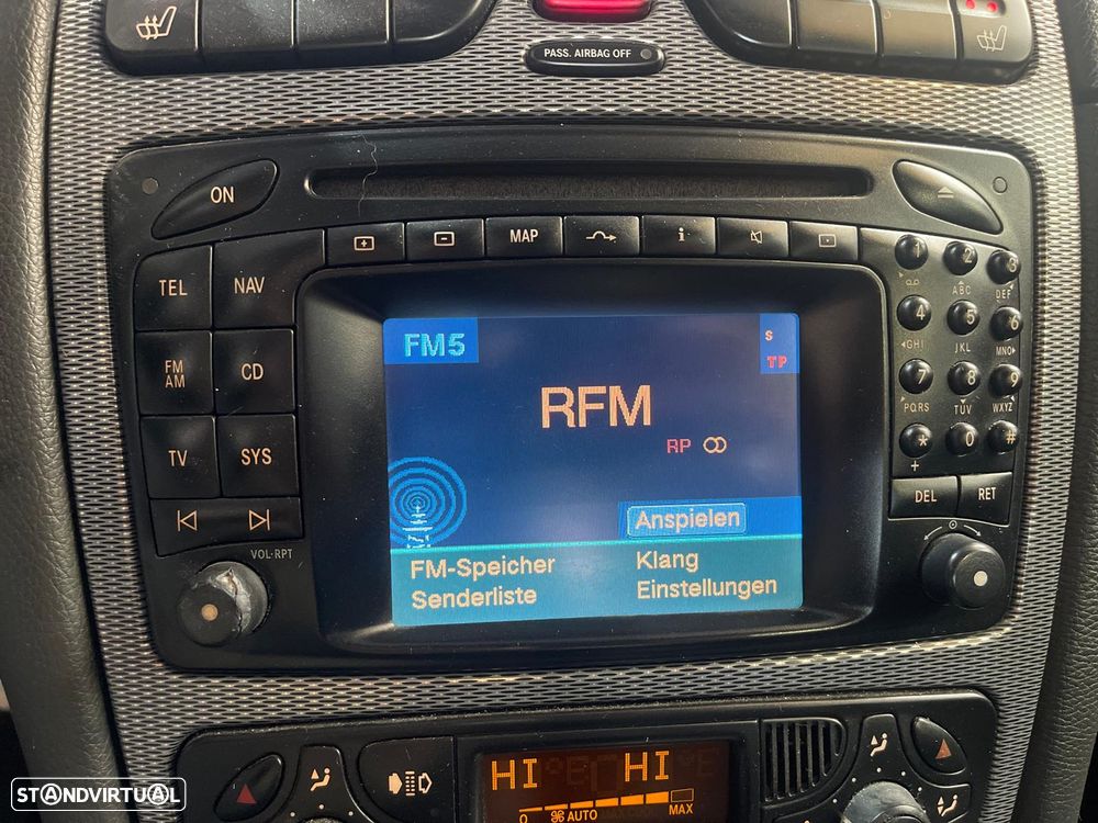 Mercedes-Benz CLK 220 CDi Avantgarde Aut. - 38