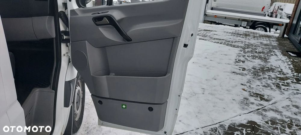 Mercedes-Benz SPRINTER - 16