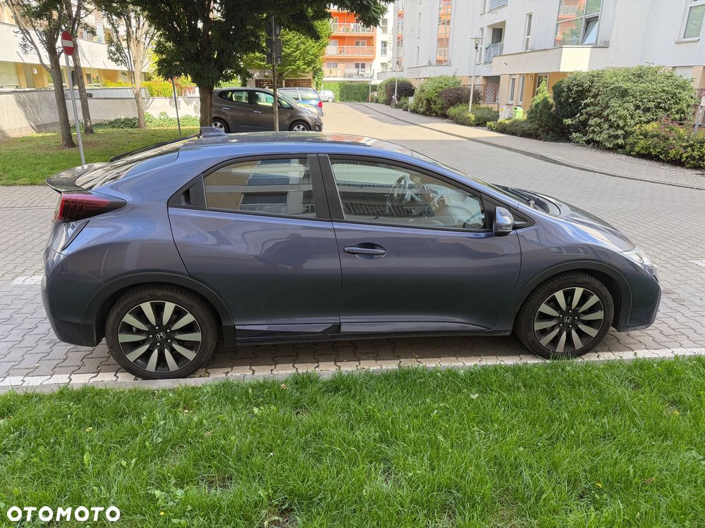Honda Civic 1.8 Comfort (Honda Connect+) - 5