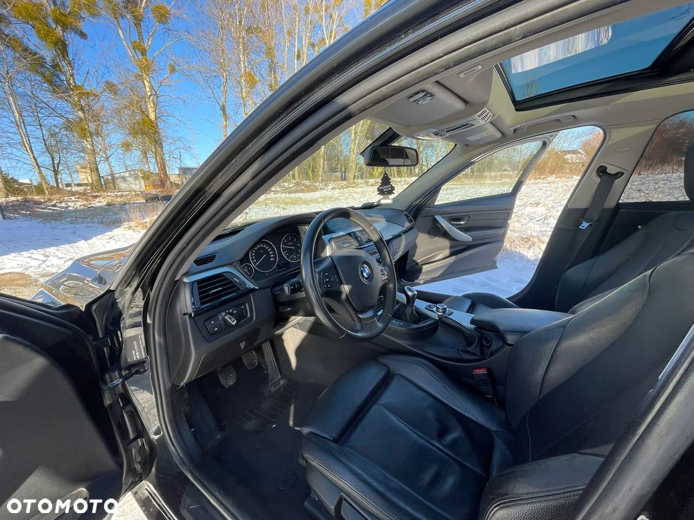 BMW Seria 3 320d - 16