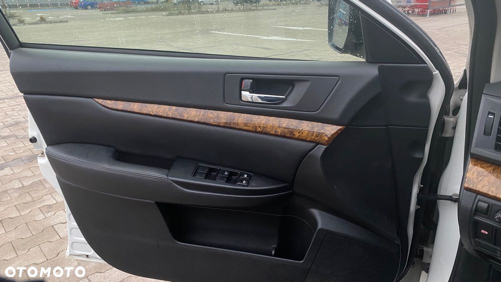 Subaru Legacy 2.0D Active - 12