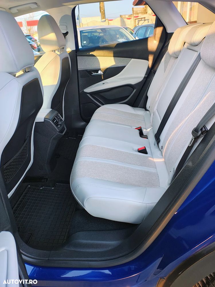 Peugeot 3008 PureTech 130 Stop & Start GPF EAT8 Allure - 22