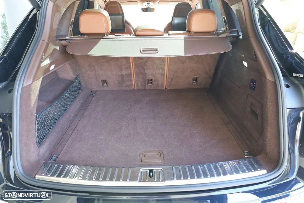 Porsche Cayenne Turbo - 16