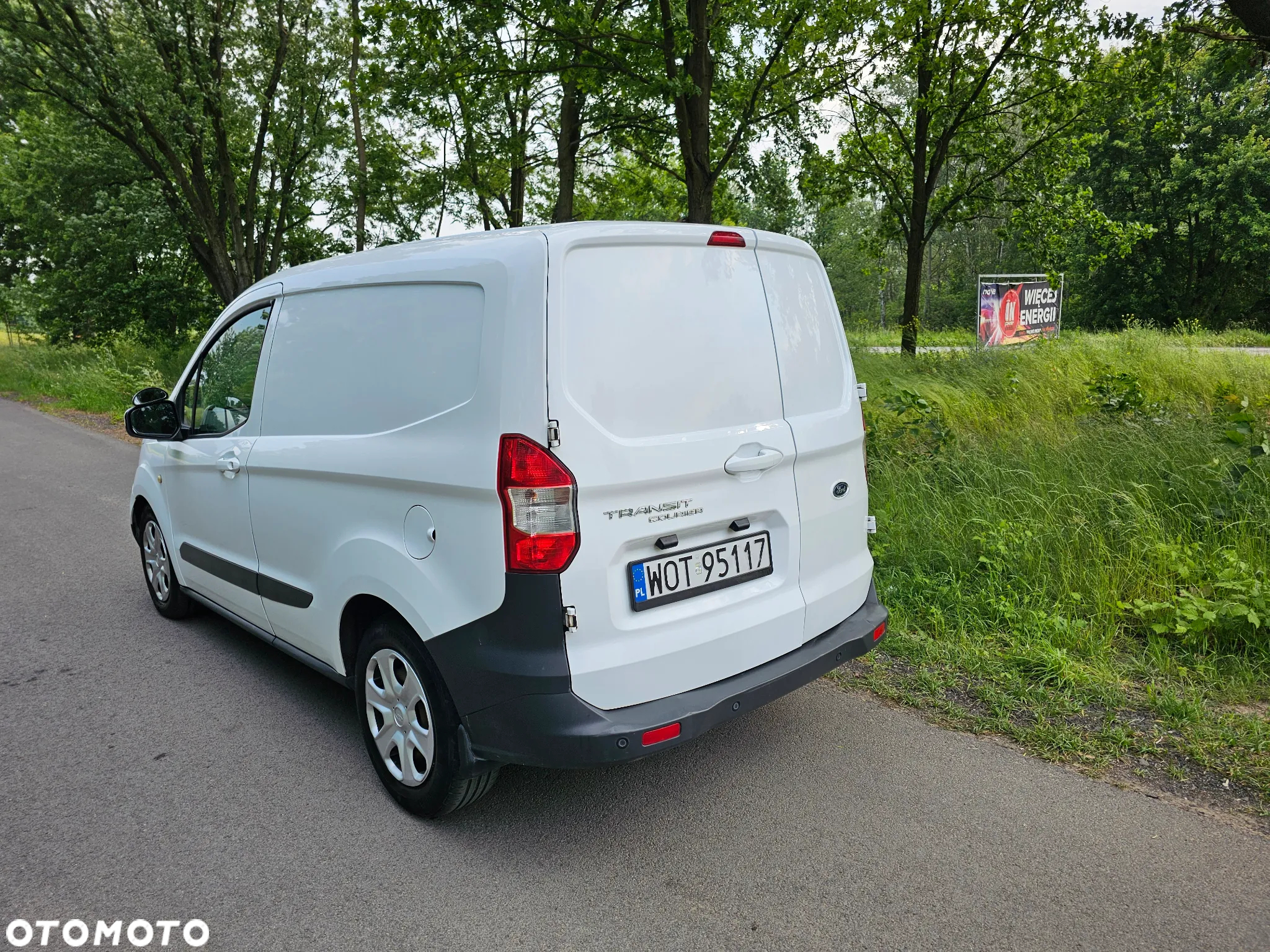 Ford Transit Courier 1.5 TDCi Trend - 11