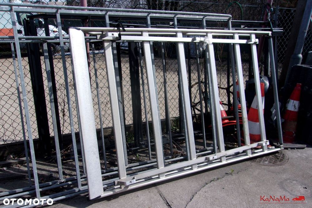 Volkswagen Transporter - 40