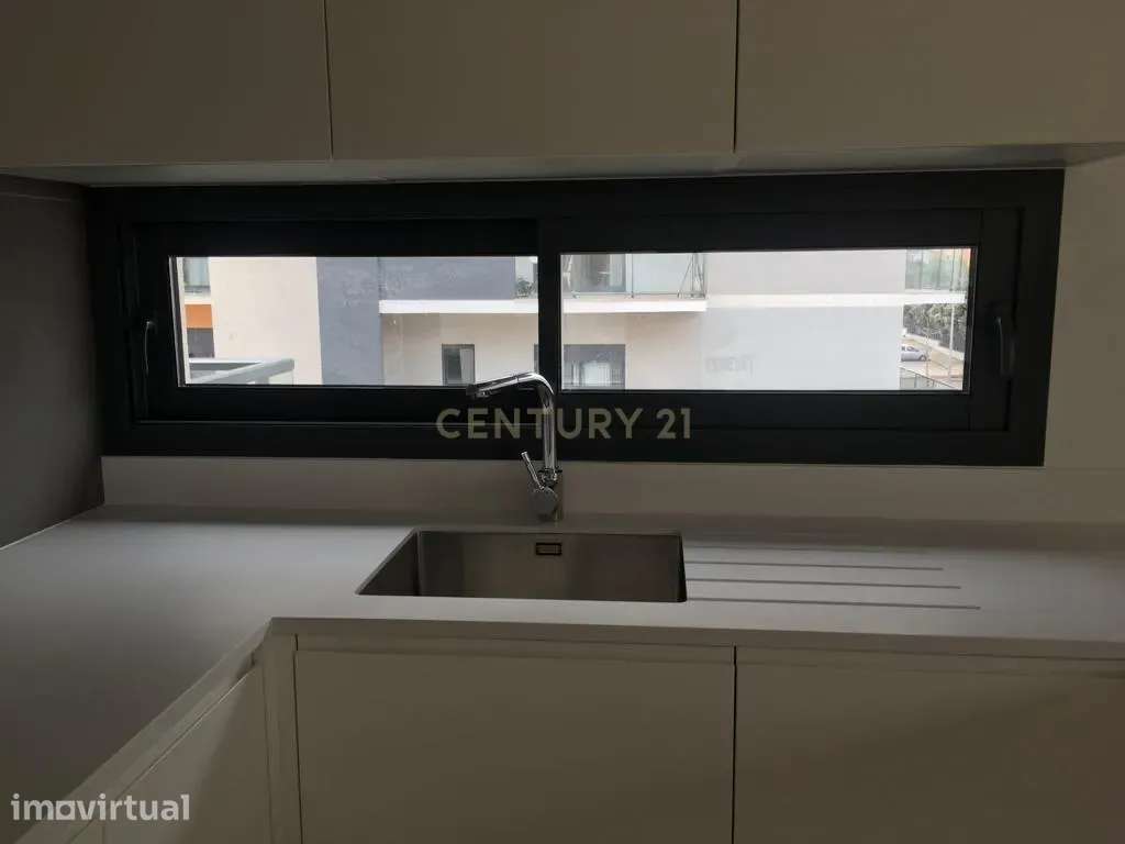 Apartamento T3 para arrendar em condomínio privado na Quinta da Trinda - Grande imagem: 4/21