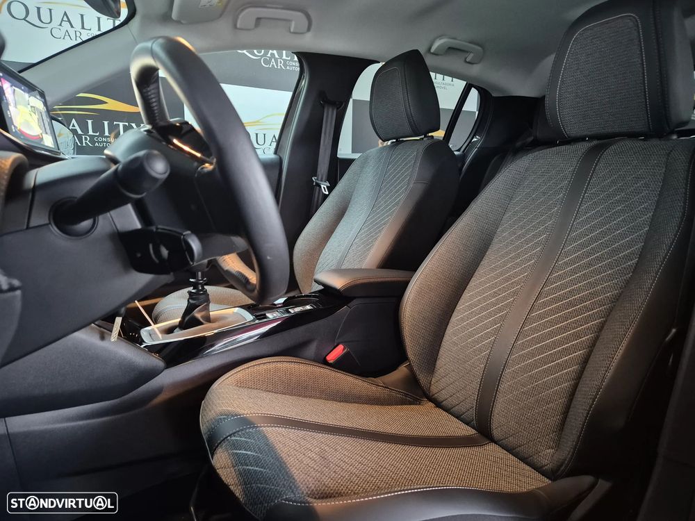 Peugeot 208 PureTech 100 Allure Pack - 9