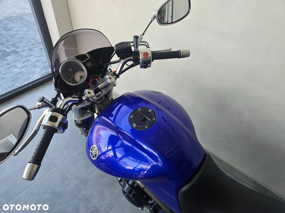 Yamaha BT - 24