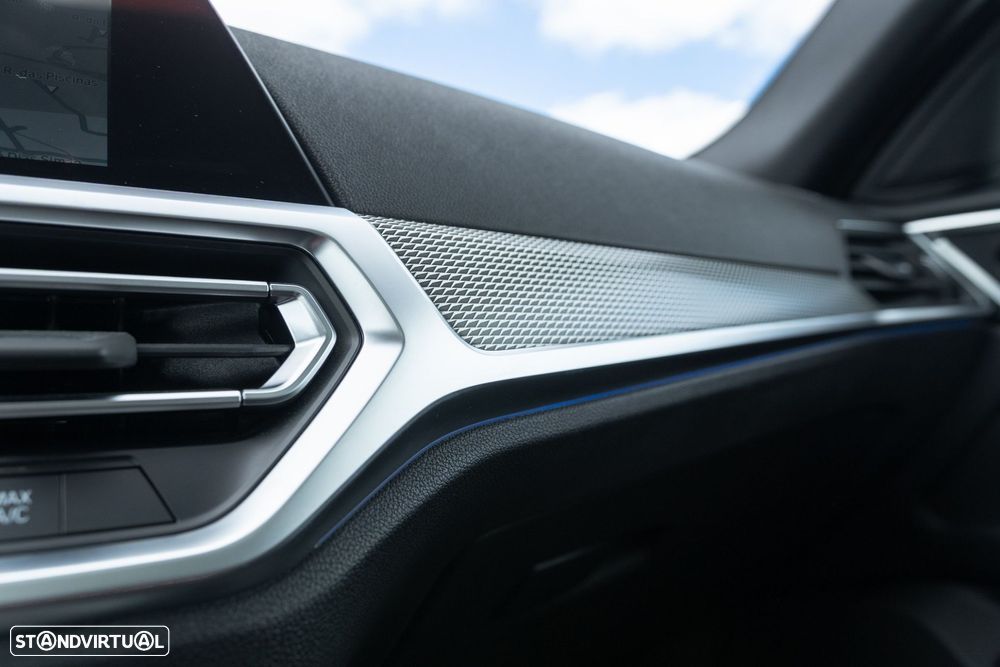 BMW 420 Gran Coupé d Desportiva M Auto - 24