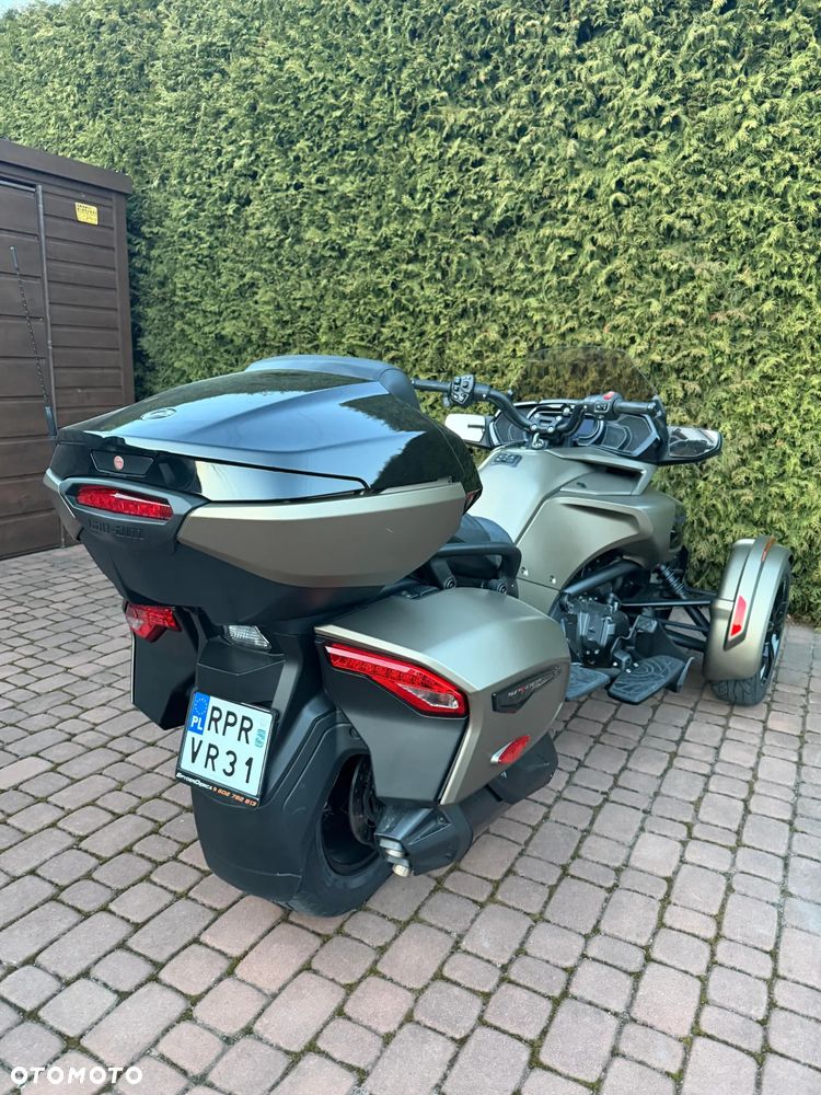 Can-Am Spyder - 4