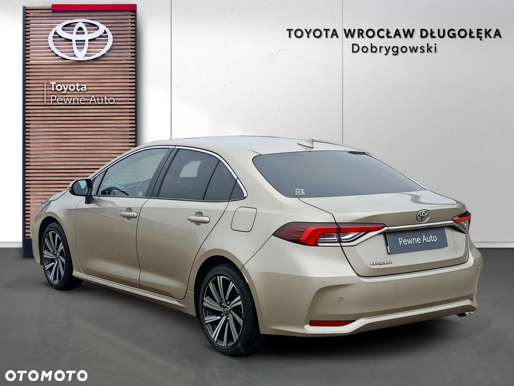 Toyota Corolla - 4
