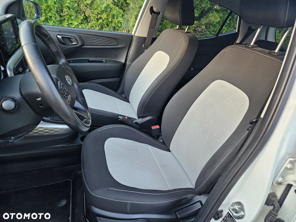 Hyundai i10 1.0 BlueDrive Comfort - 13