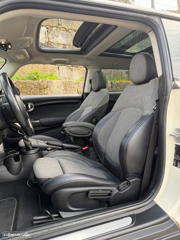 MINI 3 Portas Cooper D Aut. - 16