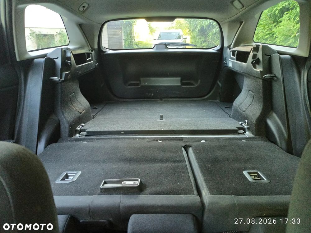Toyota Auris 1.6 Premium MS - 11
