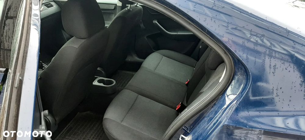 Skoda RAPID Spb 1.4 TDI DPF Active - 10