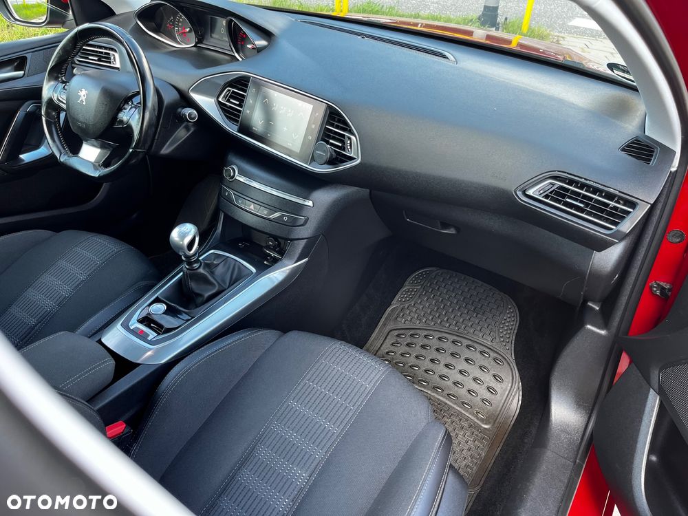 Peugeot 308 BlueHDi 130 Stop & Start Allure - 15
