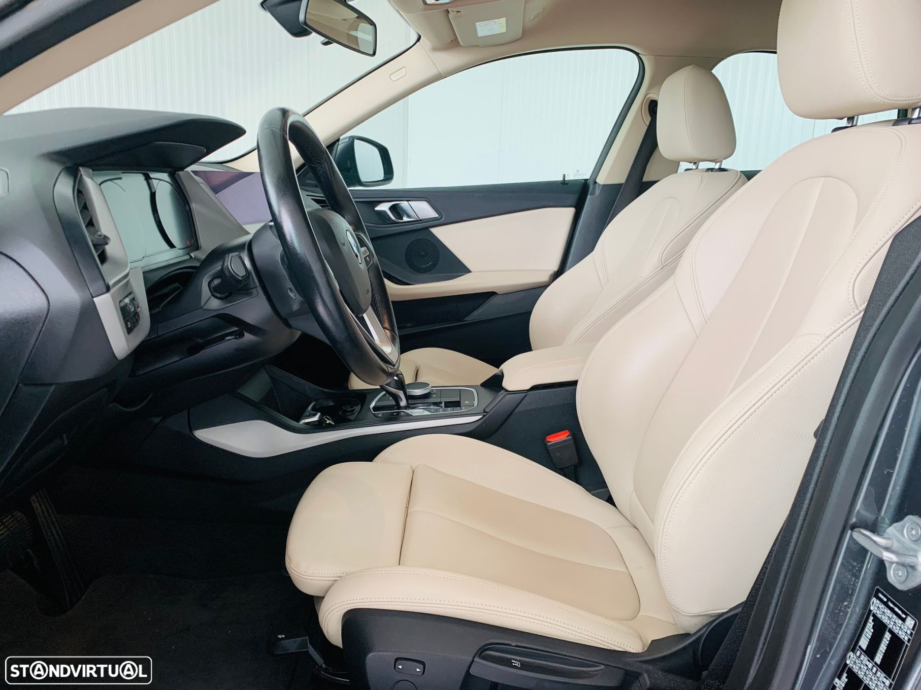 BMW 216 Gran Coupé d Aut. Luxury Line - 9