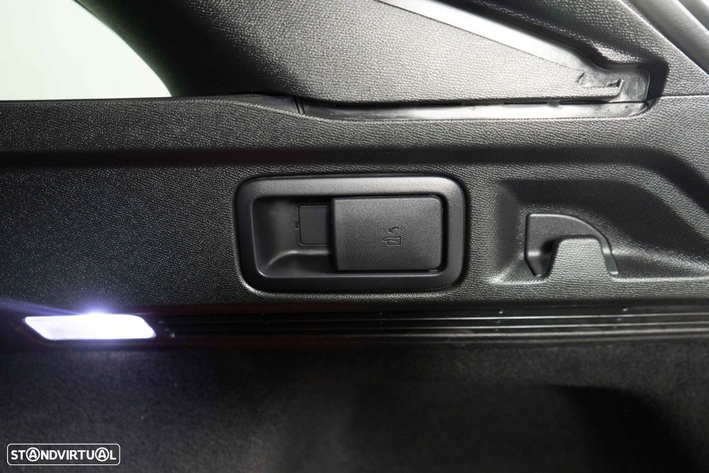 Peugeot 508 SW 1.6 Hybrid Allure e-EAT8 - 14