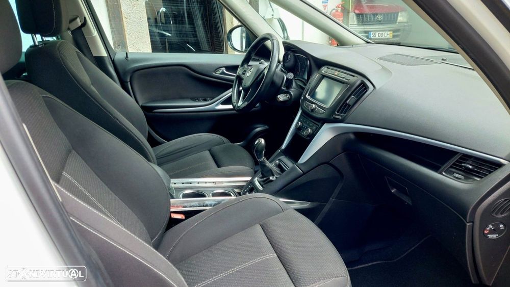Opel Zafira 1.6 CDTi Innovation S/S - 9