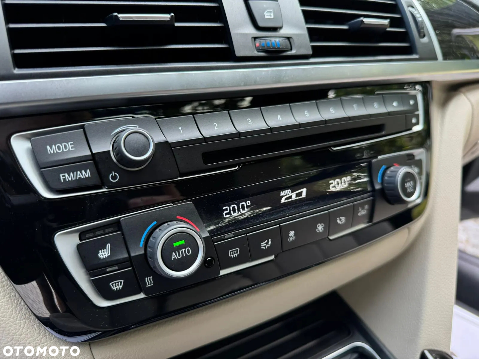 BMW Seria 3 330i - 5