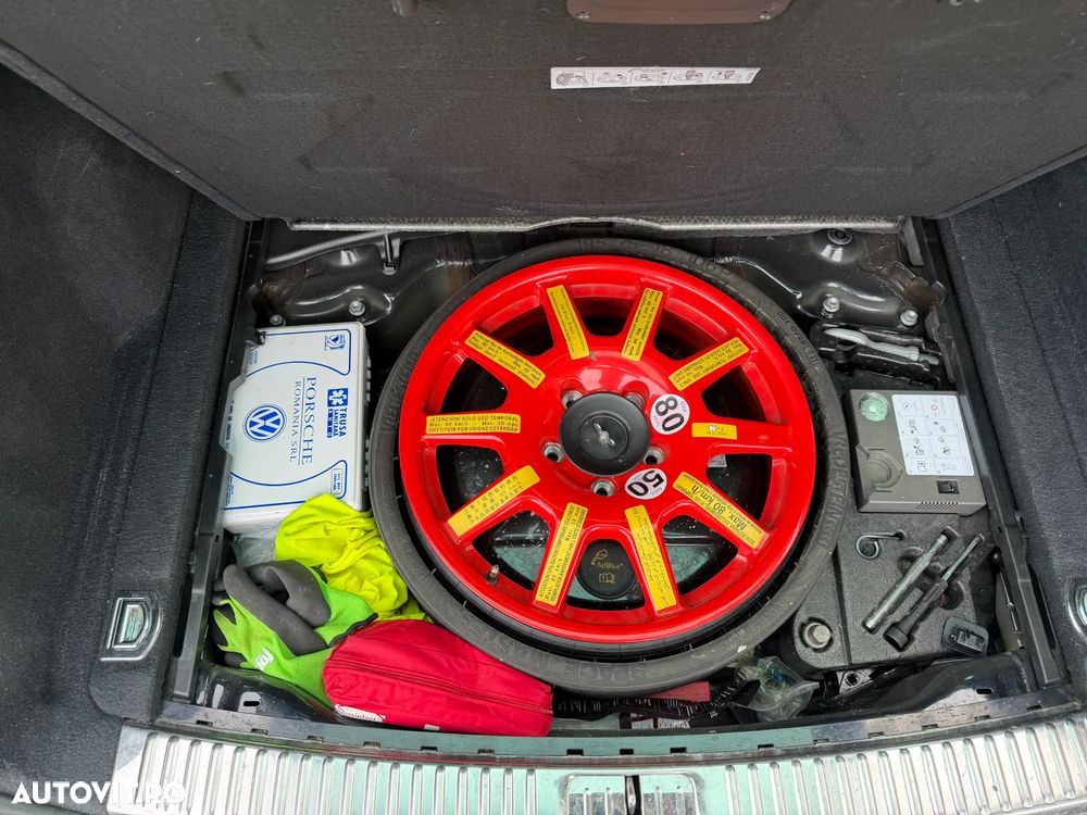Volkswagen Touareg V6 TDI BMT Supreme Plus - 17
