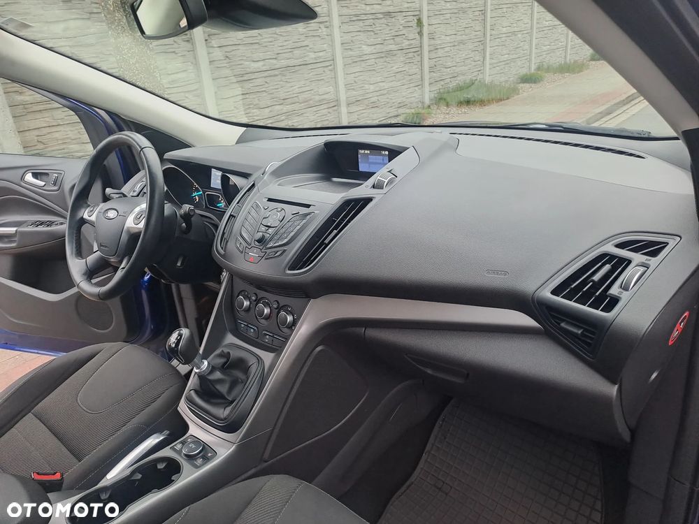 Ford Kuga 1.5 EcoBoost 2x4 Individual - 26