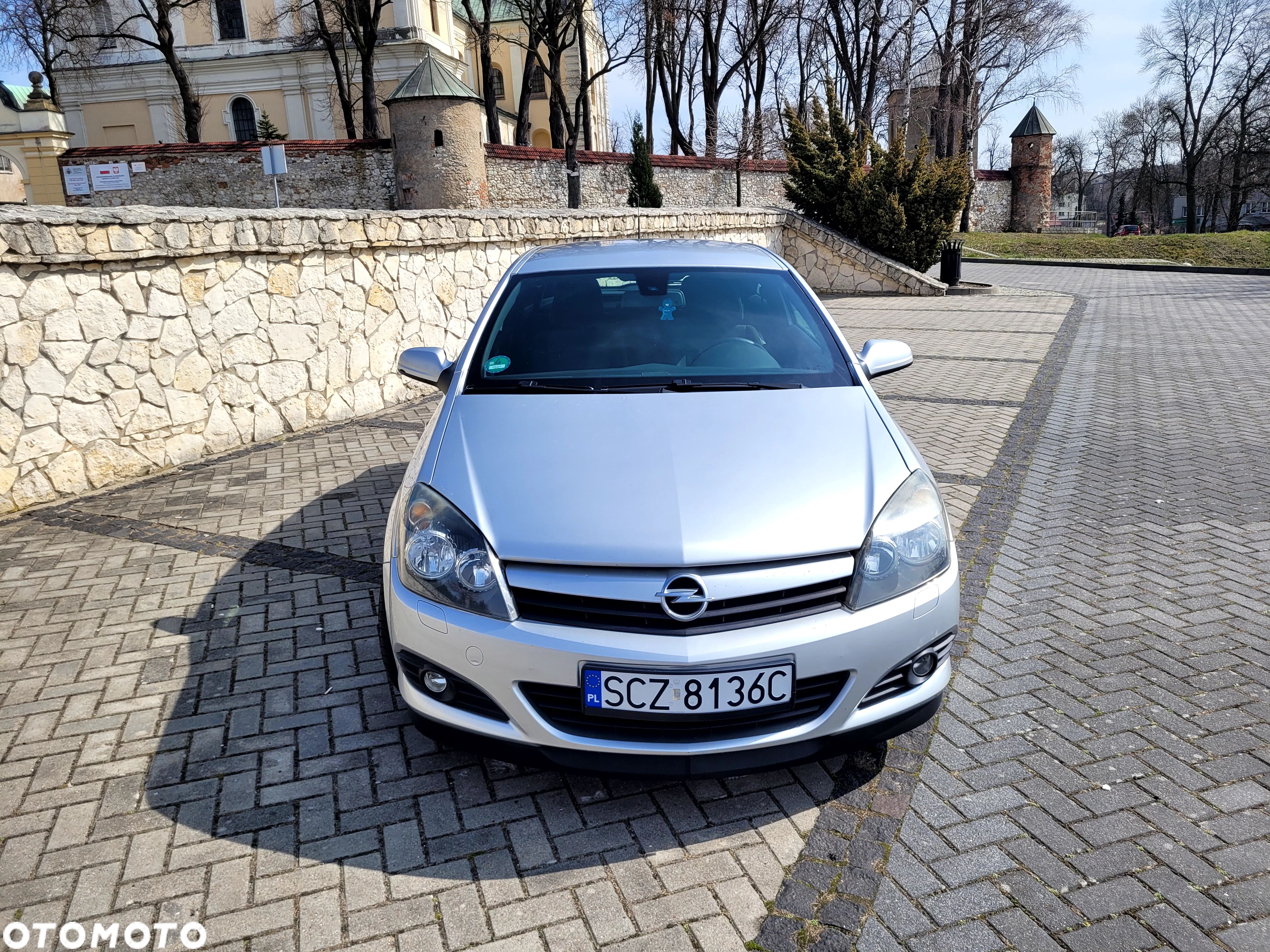 Opel Astra GTC 1.8 - 1