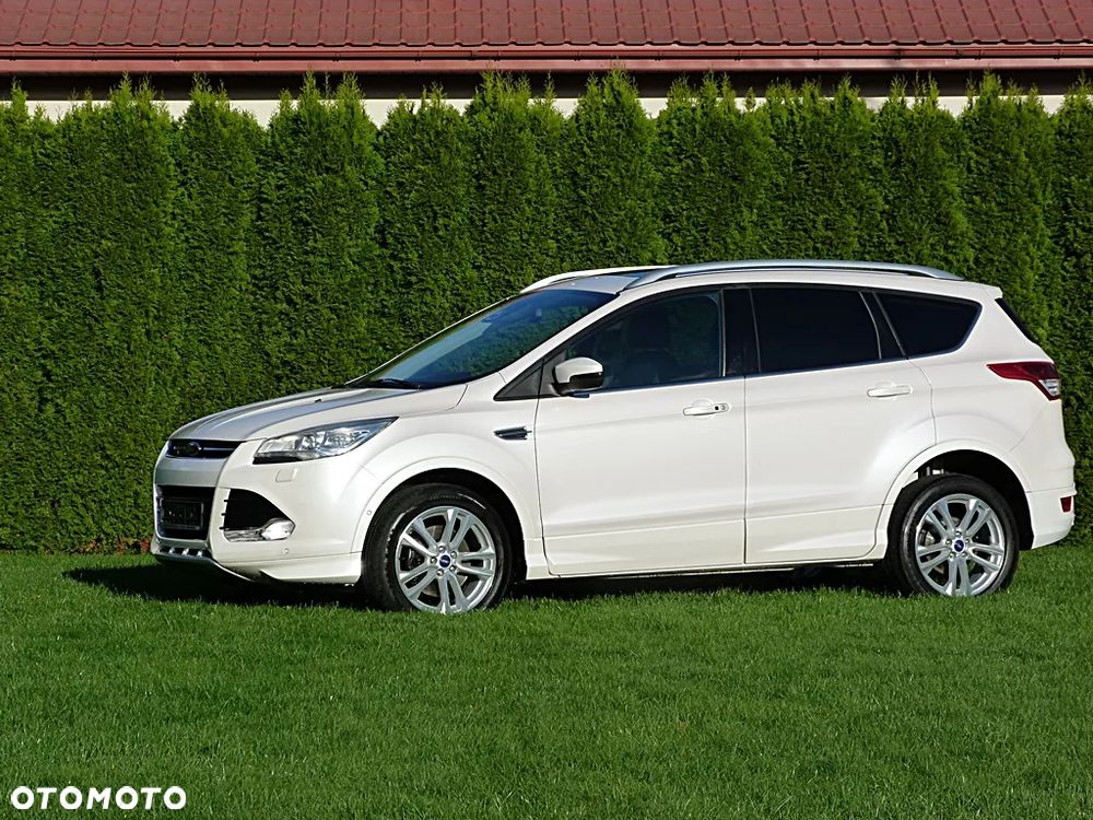 Ford Kuga 2.0 TDCi 4WD Titanium Plus - 4